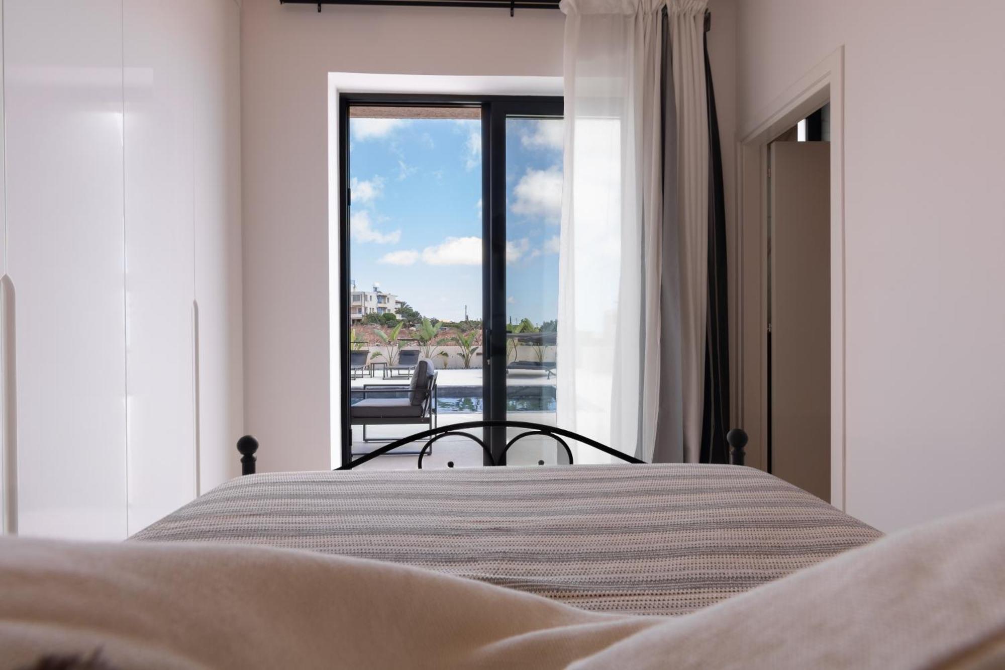 Phaedrus Living Olive Grove Luxury Villa Paphos Bagian luar foto