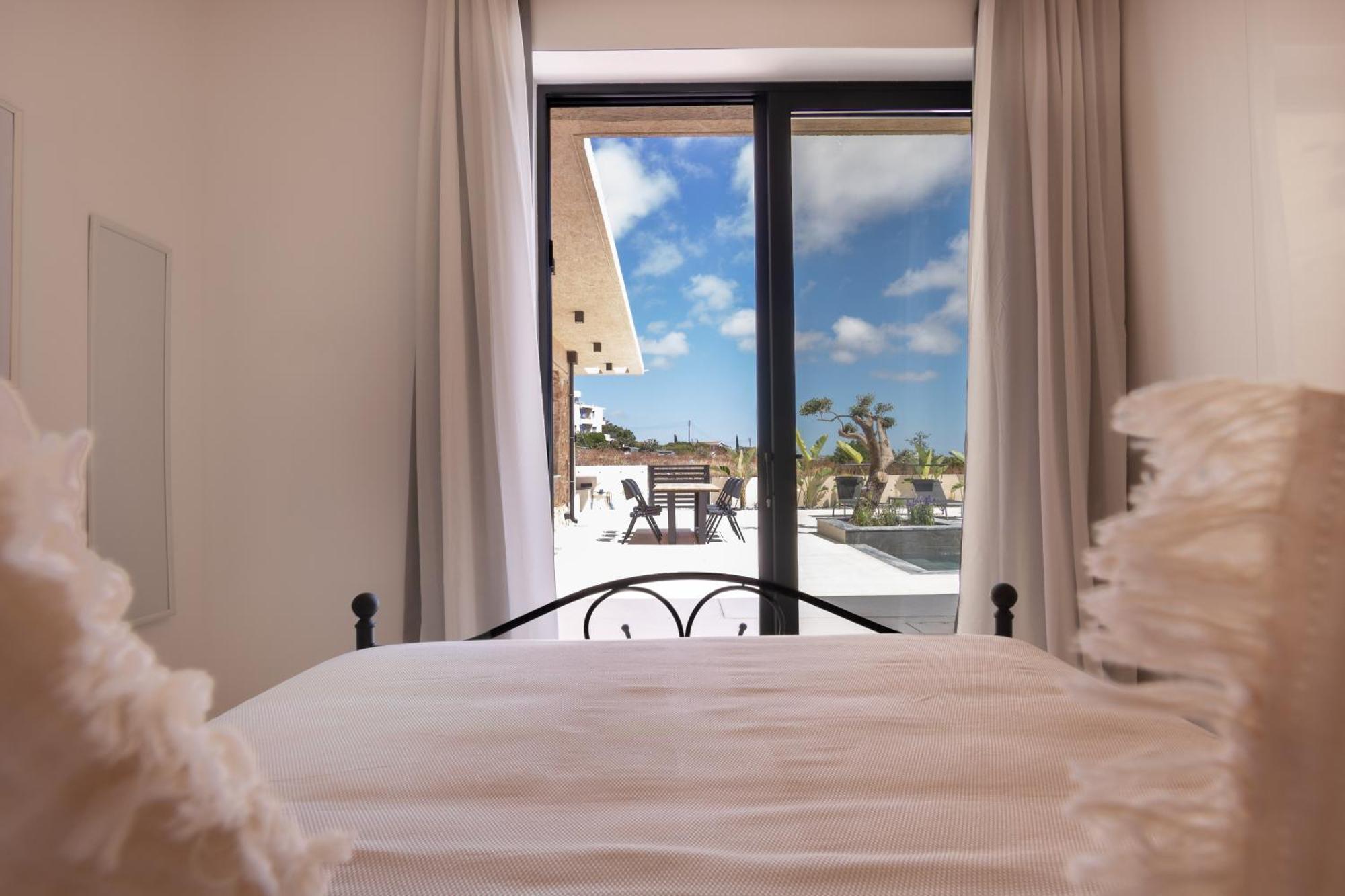 Phaedrus Living Olive Grove Luxury Villa Paphos Bagian luar foto